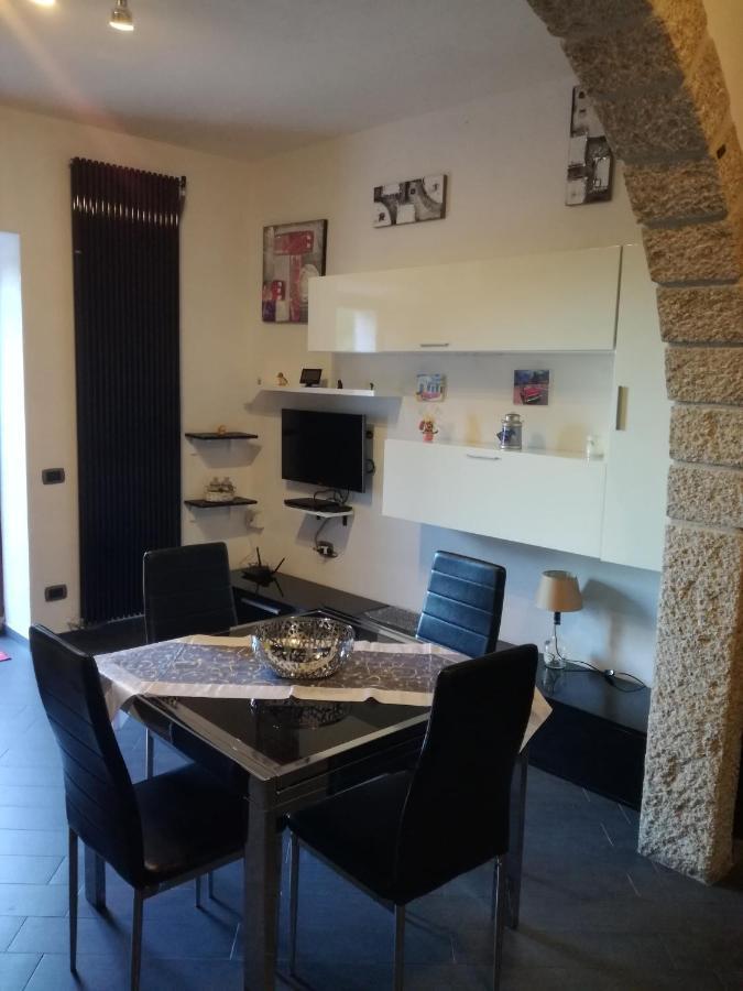 Monti di bò Apartamento Aggius Exterior foto