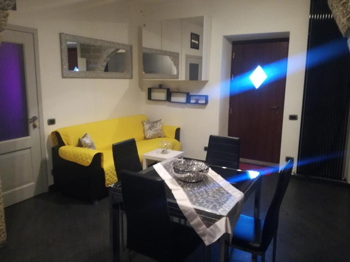 Monti di bò Apartamento Aggius Exterior foto