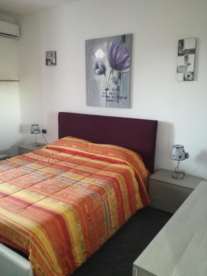 Monti di bò Apartamento Aggius Exterior foto