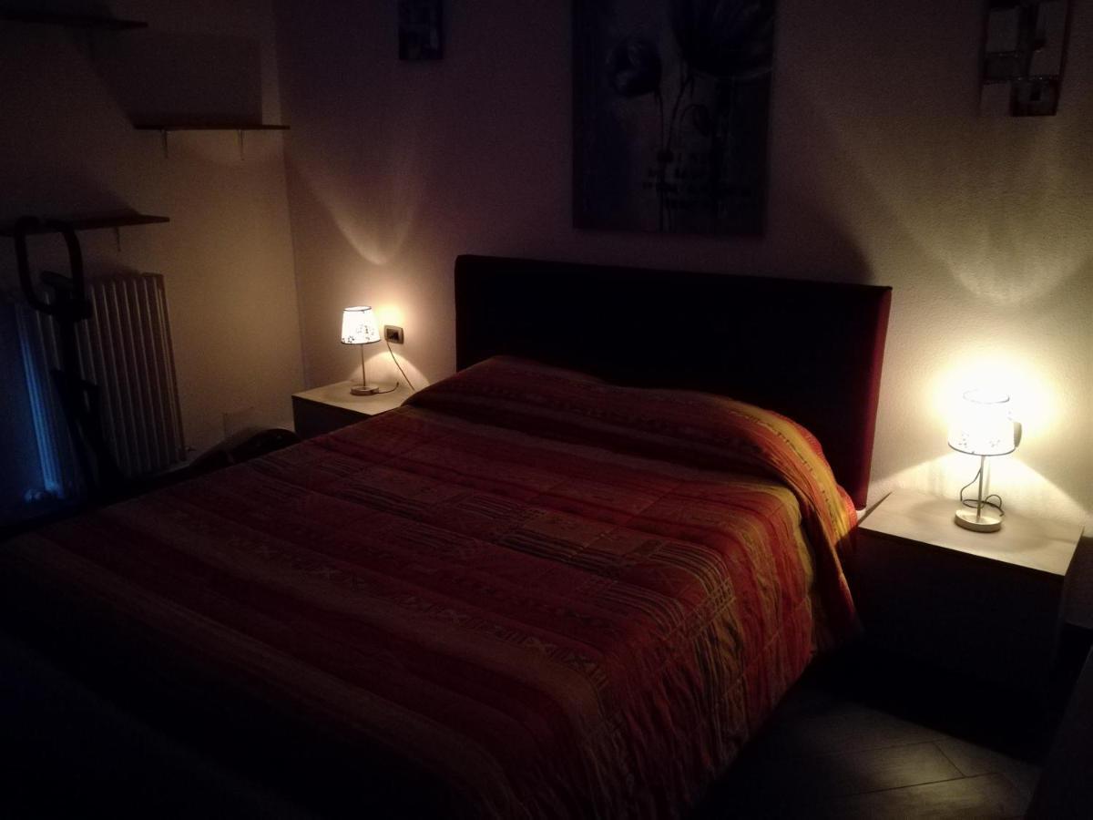 Monti di bò Apartamento Aggius Exterior foto